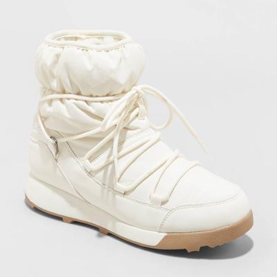 US5 All In Motion Womens Cara Winter Boots 85604355 Cream Off White