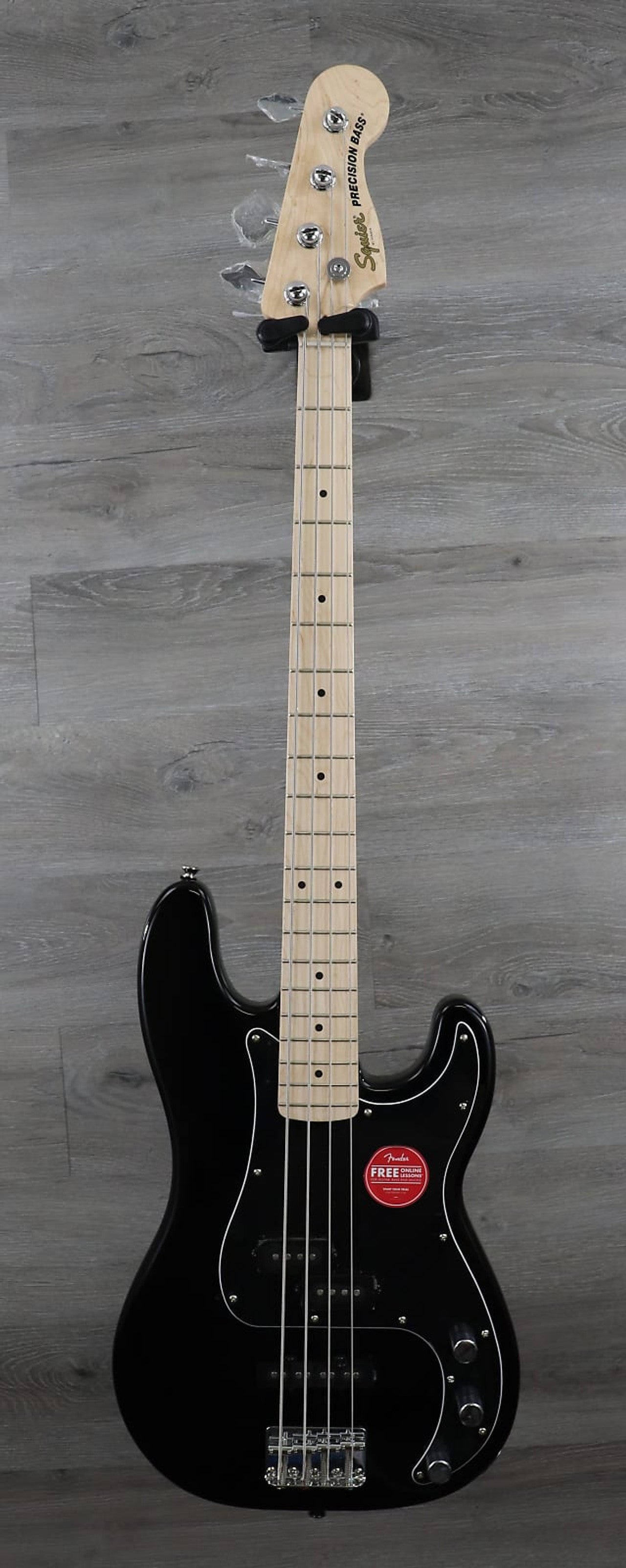 Squier Affinity Series Precision Bass Black with Maple Fingerboard